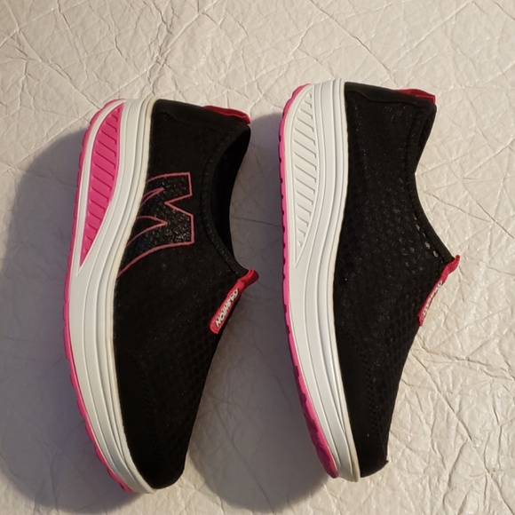 Women's  FASHION Mesh Slip-On  Summer Shoes - Picture 4 of 8